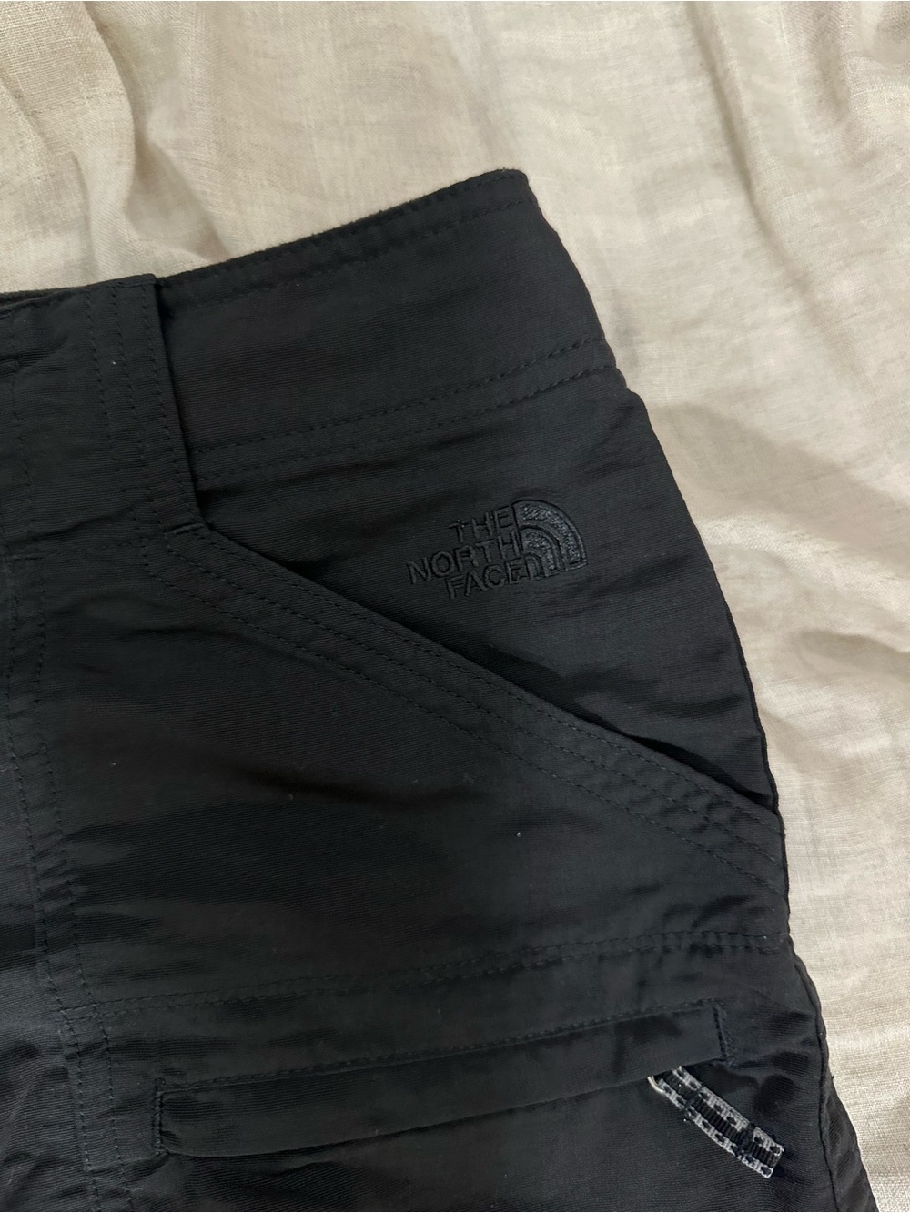 The North Face Black Women's Cargo Shorts - Picture 3 of 9